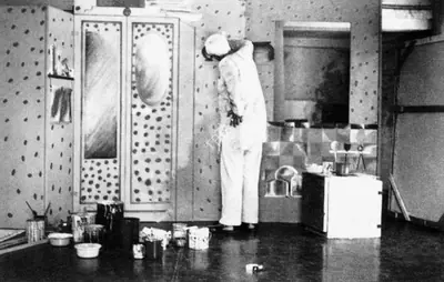 Unknown (Photographer). Khakhar Painting the set of his play Mojila Manilal. Photographic Still, 1989 | Contemporary Photograph, Bhupen Khakhar, 1998 | Photography | 00149866