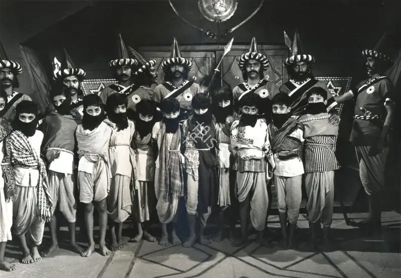 Soumendu Roy (Cinematographer), Hirak Rajar Deshe, 1980, Photographic Still
