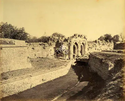 Samuel Bourne (Photographer), Kashmiri Gate, Delhi, 1865, Antiquarian Photograph