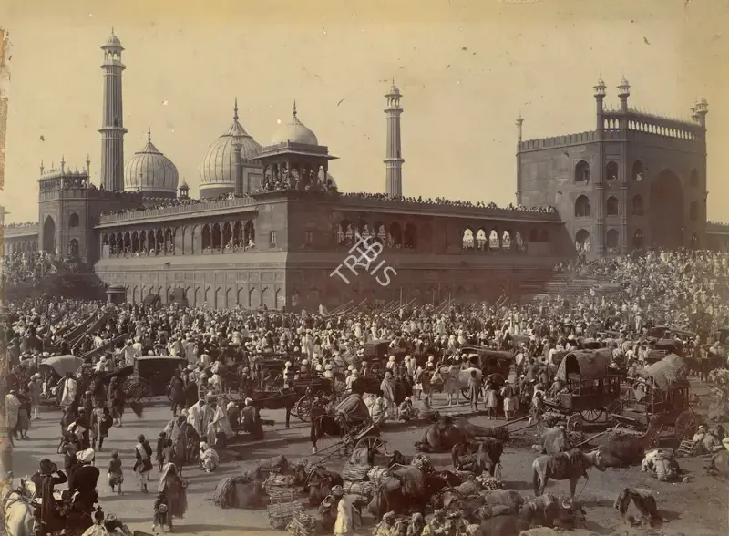 Unknown (Photographer), Crowd near Jama Masjid, Delhi, Antiquarian Photograph