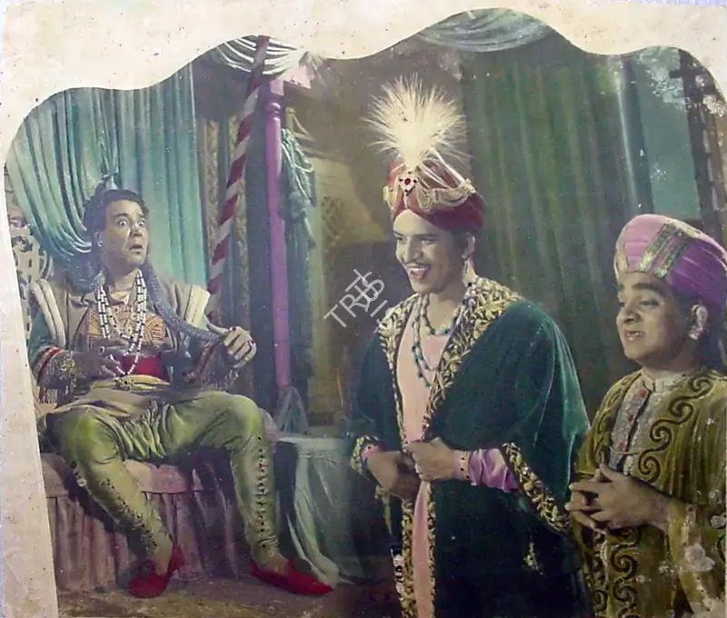 Amiya Chakravarty (Director), Shahenshah, 1953, Photographic Still