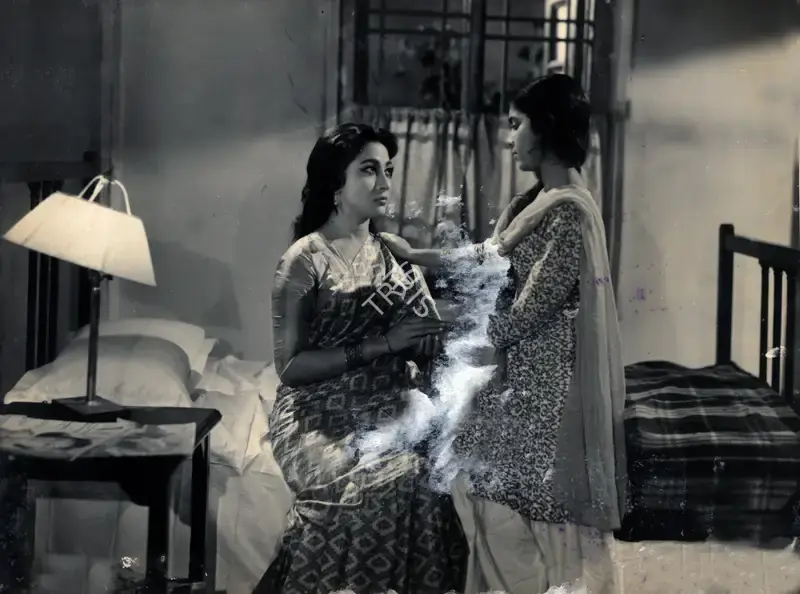 Rajendra Bhatia (Producer), Neela Akash, 1965, Photographic Still