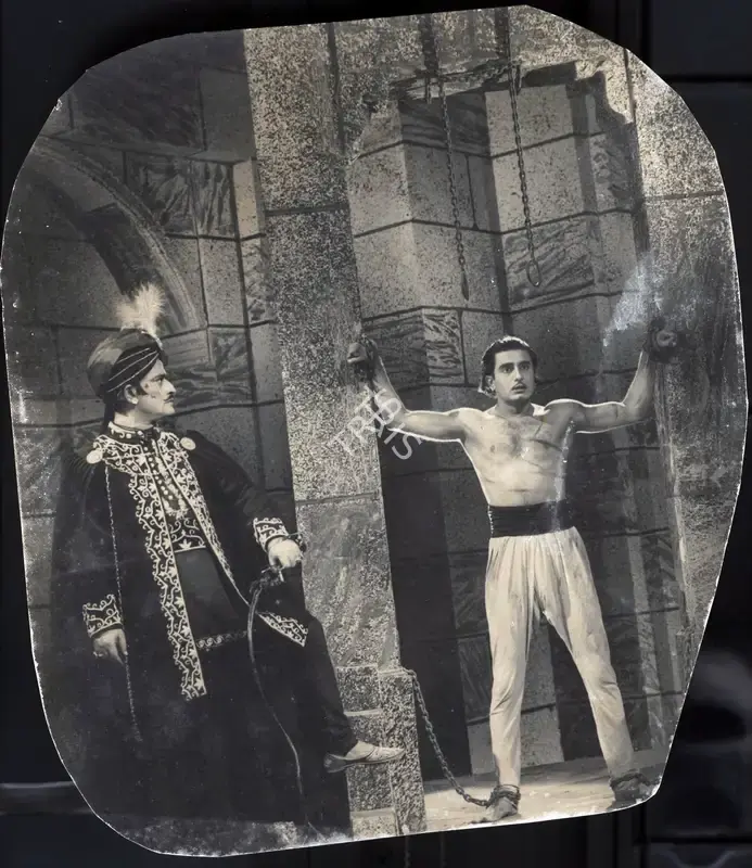 Jayant Desai (Director), Hazaar Raten, 1953, Photographic Still