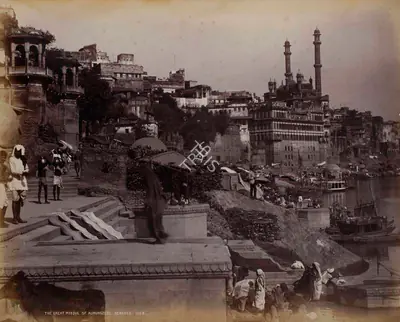 Samuel Bourne (Photographer), Great Mosque of Aourungzebe, Benares, 1865, Antiquarian Photograph