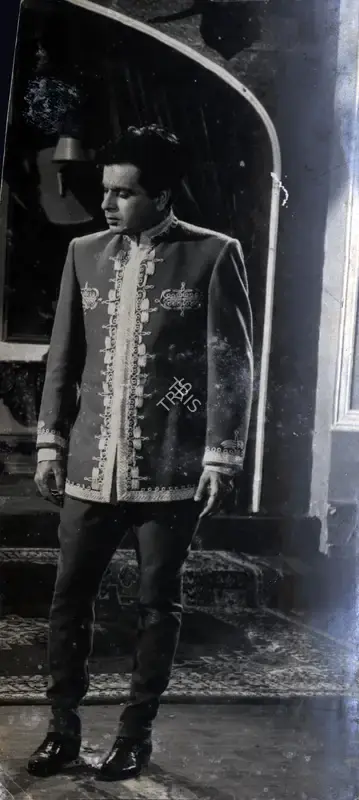 Faredoon A. Irani (Cinematographer), Kohinoor, 1960, Photographic Still