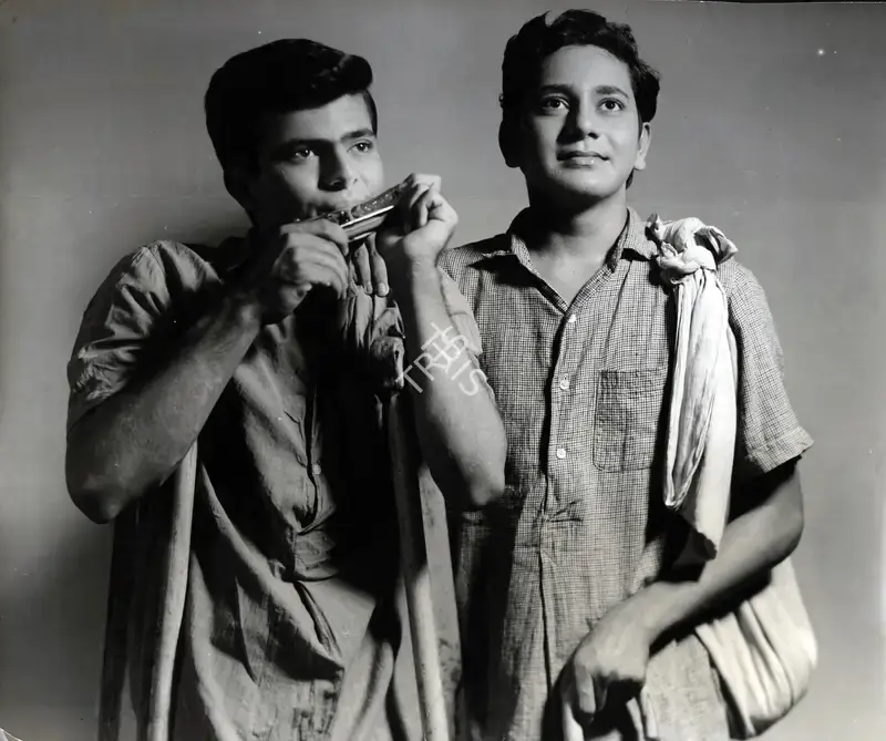 Marshal Braganza (Cinematographer), Dosti, 1964, Photographic Still