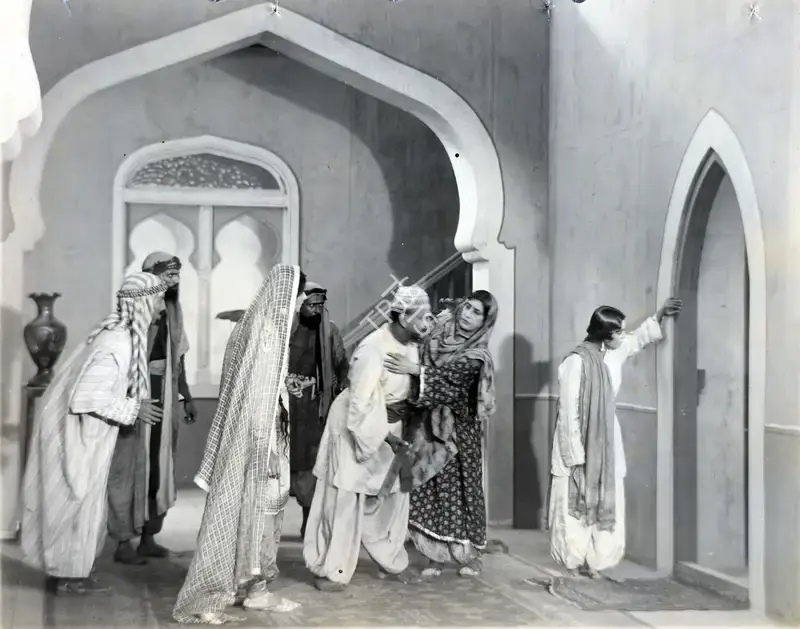 Moti B. Gidwani (Director), Daku Ki Ladki, 1933, Photographic Still