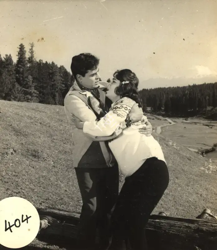 G. Singh (Cinematographer), Arzoo, 1965, Photographic Still