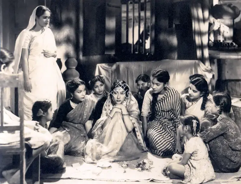 Dulal Guha (Director), Ek Gaon Ki Kahani, 1957, Photographic Still
