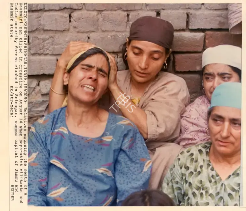 Meraj (Photographer), Del07C: Kashmir; Srinagar, India, 15Aug90, 1990, Contemporary Photograph