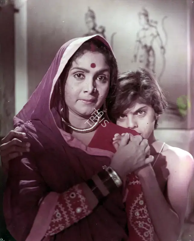 R.D. Mathur (Cinematographer), Sunghursh, 1968, Photographic Still