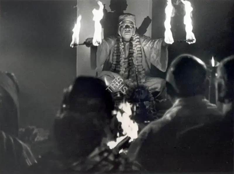 Satyajit Ray (Director), Ka Purush Maha Purush, 1965, Photographic Still