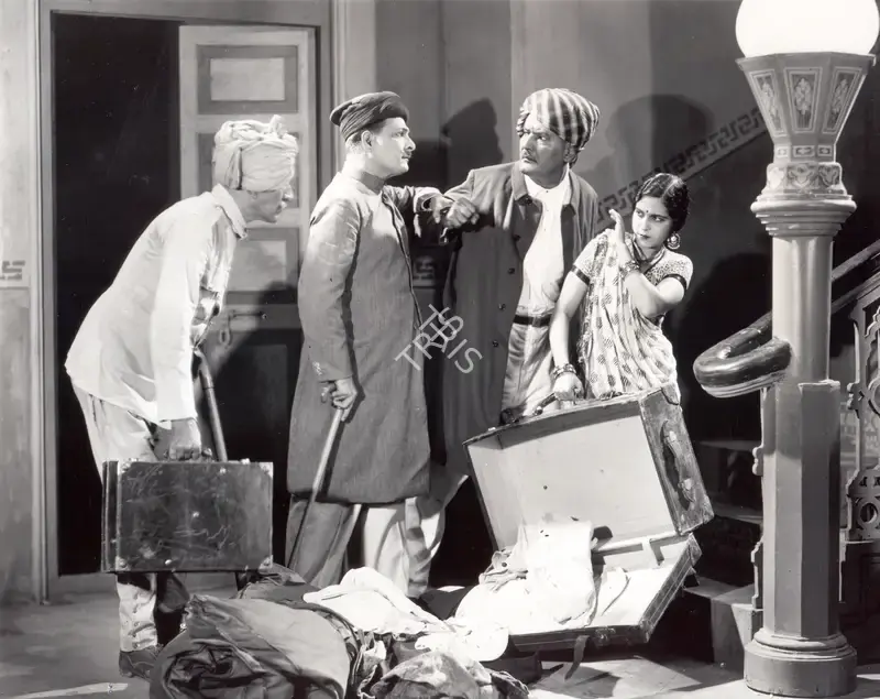 Moti B. Gidwani (Director), Gulam Daku, 1936, Photographic Still