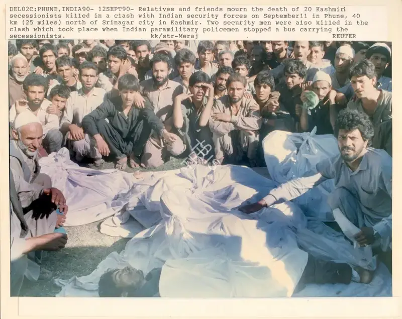 Meraj (Photographer), Del02C: Phune, India90 - 12Sept90, 1990, Contemporary Photograph