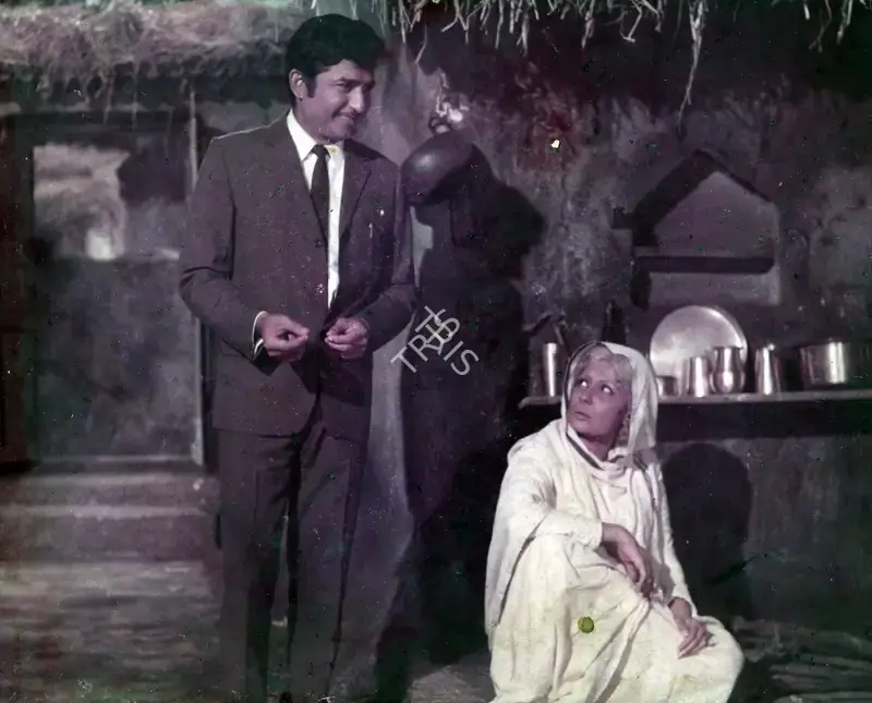 K. Vaikunth (Cinematographer), Mere Apne, 1971, Photographic Still