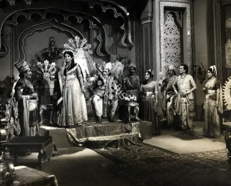 Anant Wadadeker (Cinematographer), Subhadra Haran, 1963, Photographic Still
