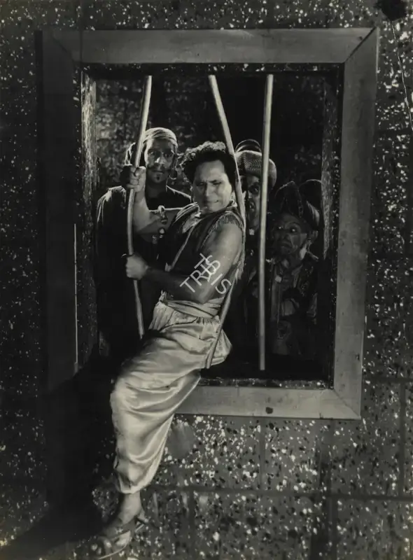 John Cavas (Director), Baghdad Ka Jadu, 1956, Photographic Still