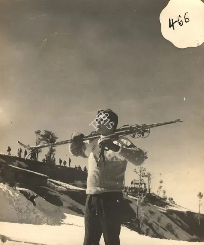 G. Singh (Cinematographer), Arzoo, 1965, Photographic Still