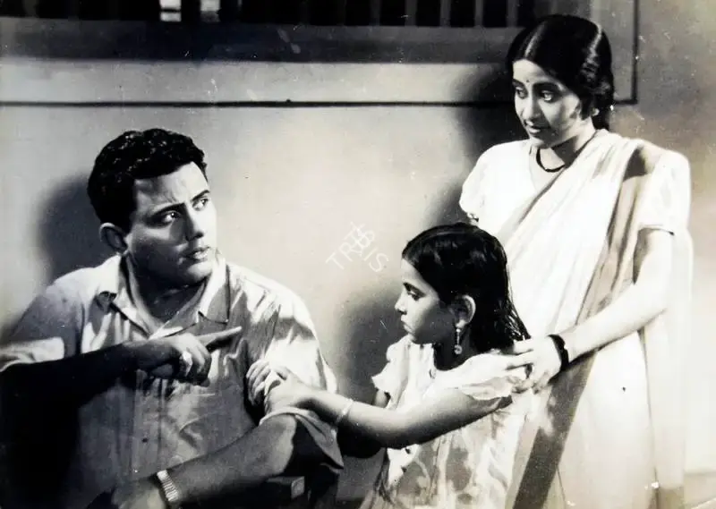 Master Vinayak (Director), Ghar Ki Rani, 1940, Photographic Still