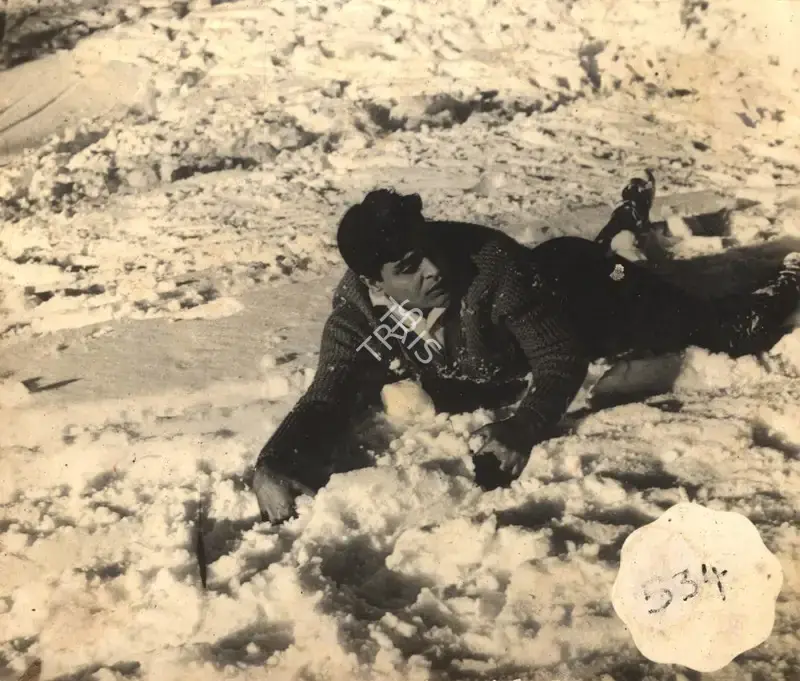 G. Singh (Cinematographer), Arzoo, 1965, Photographic Still