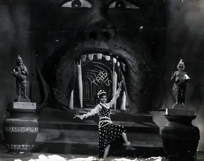 Chandrakant (Director), Jadugar Daku, 1962, Photographic Still