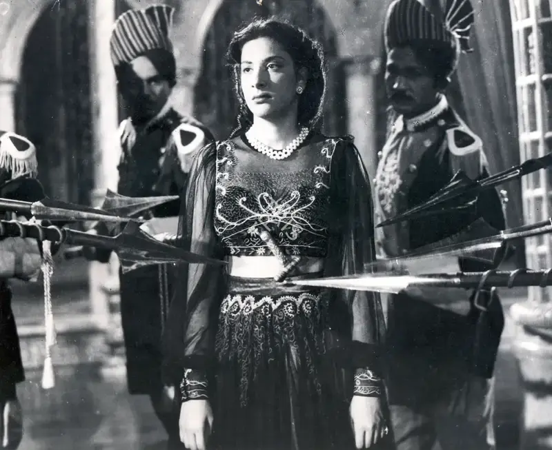 Saju Naik (Cinematographer), Amber, 1952, Photographic Still