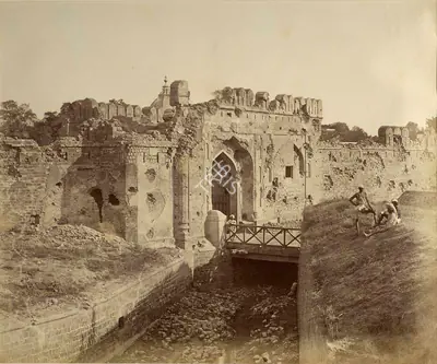 Felice Beato (Photographer), Cashmere Gate, Delhi, 1858, Antiquarian Photograph
