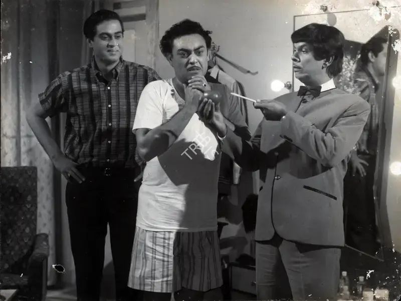 N.V. Srinivas (Cinematographer), Dil Aur Mohabbat, 1968, Photographic Still
