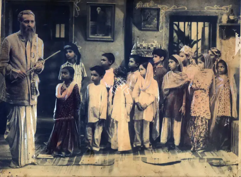 Nazir Ajmeri (Director), Majboor, 1948, Photographic Still