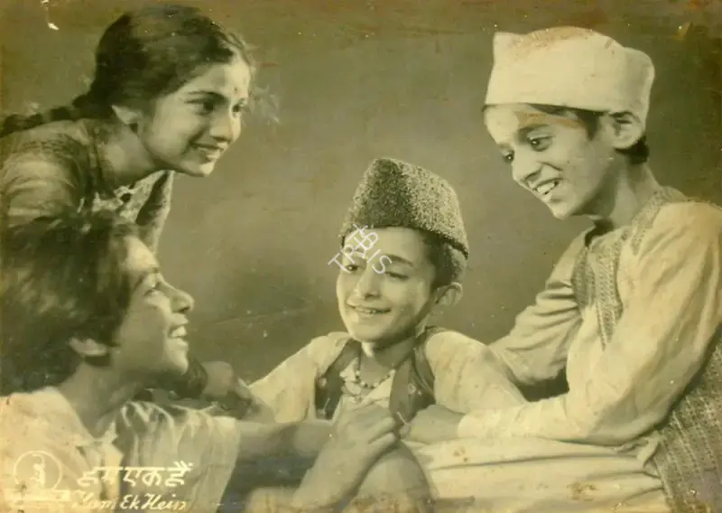 Hum Ek Hain, Actor, 1946