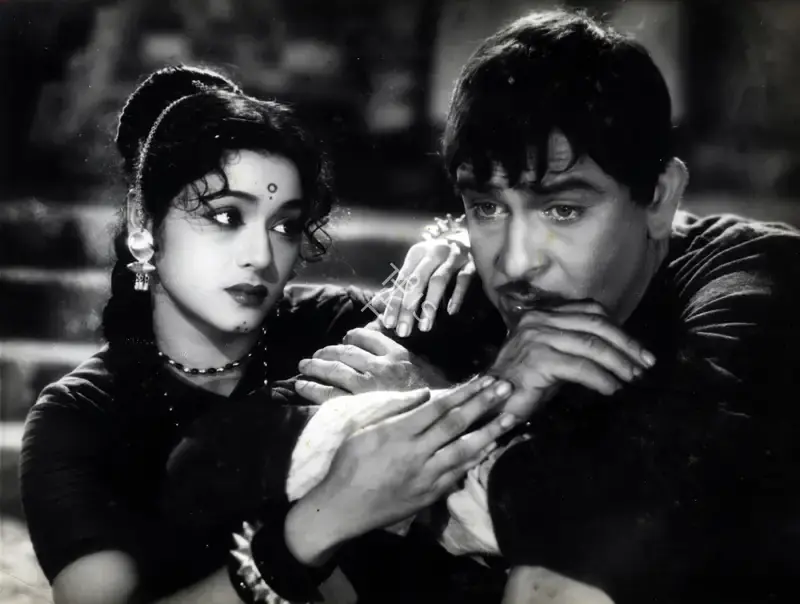 Radhu Karmakar (Cinematographer), Jis Desh Men Ganga Behti Hai, 1960, Photographic Still