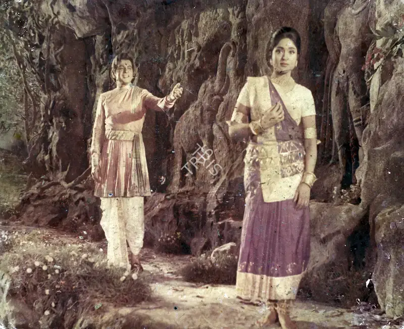 R.D. Mathur (Cinematographer), Sunghursh, 1968, Photographic Still
