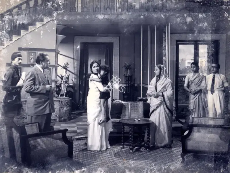 Pandurang Naik (Cinematographer), Chirag Kahan Roshni Kahan, 1959, Photographic Still