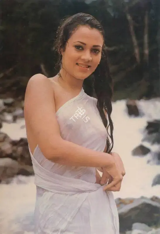 Radhu Karmakar (Cinematographer), Ram Teri Ganga Maili, 1985, Photographic Still