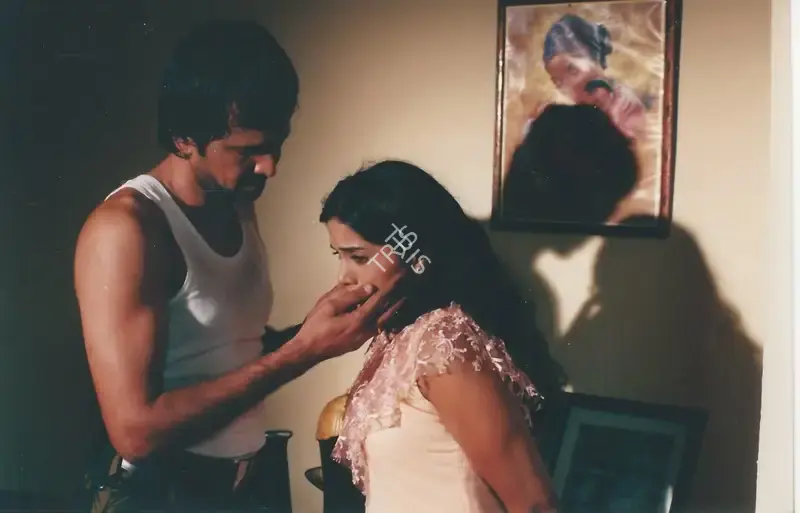 Chirantan Das (Cinematographer), Sting, 2005, Photographic Still