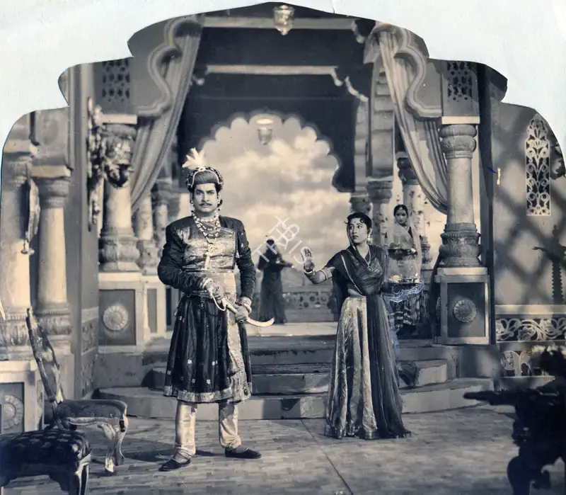 Vallabh Chokshi (Producer), Delhi Darbar, 1956, Photographic Still
