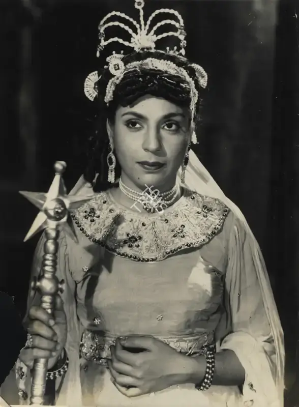 John Cavas (Cinematographer), Baghdad Ka Jadu, Photographic Still