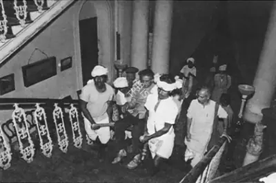 Unknown (Photographer). Ray on the set of Ghare Baire. | Contemporary Photograph | CinemaEducation | 00724400