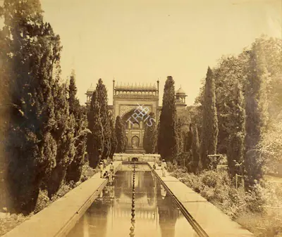 Felice Beato (Photographer), Gateway of the Taj from the inside, Agra, 1858, Antiquarian Photograph
