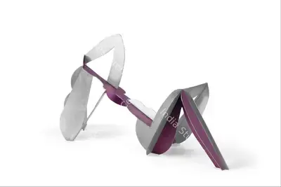 Mistry, Dhruva (Artist). Reclining Figure. Epoxy paint on stainless steel, 2006 | Sculpture | FineArts | 00362243