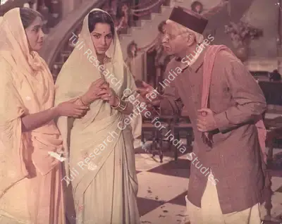Faredoon A. Irani (Cinematographer), Aadmi, 1968, Photographic Still