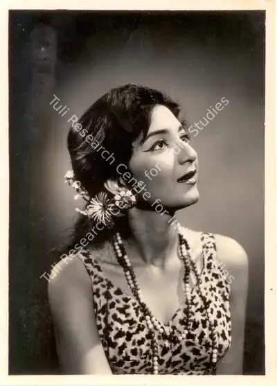 Anant Wadadeker (Cinematographer), Zimbo Ka Beta, 1966, Photographic Still