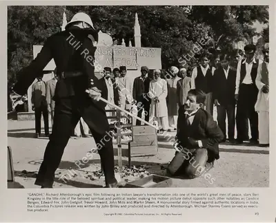 Ronnie Taylor (Cinematographer), Gandhi, 1982, Lobby Card