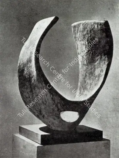 Barbara Hepworth (Artist), Curved Form (Travalgan), 1956, Sculpture