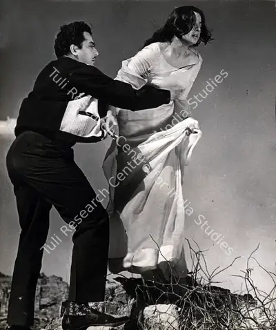 Roque M. Layton (Cinematographer), Wahan Ke Log, 1967, Photographic Still