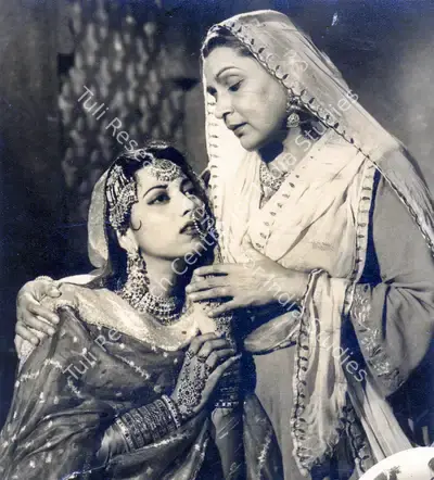 V. Avadhut (Cinematographer), Mirza Ghalib, 1954, Photographic Still