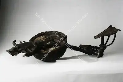 Valsan Koorma Kolleri (Artist), Untitled, Sculpture