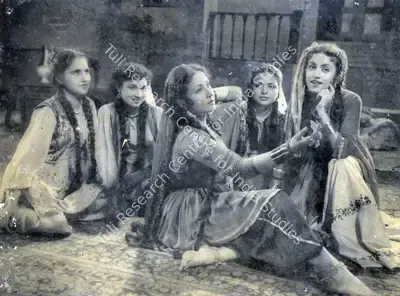 Y.D. Sarpotdar (Cinematographer), Adl E Jehangir, 1955, Photographic Still