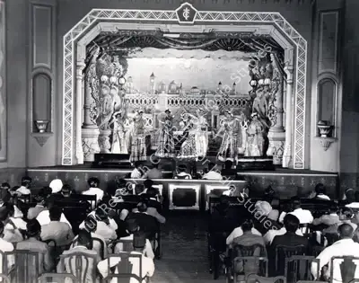 Moti B. Gidwani (Director), Do Aurate, 1937, Photographic Still