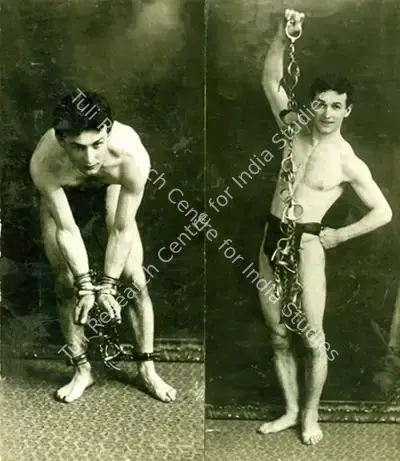 Harry Houdini (Magician), Pair of vintage photographic portraits of a young Houdini, Magic Publicity Art & Memorabilia